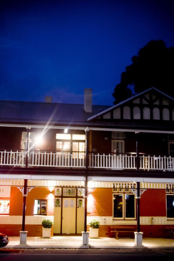 The Bridgetown Hotel Exteriör bild